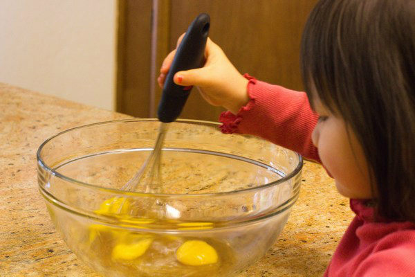 Rất Hay: Hướng dẫn mẹ cách làm bánh Crepe đơn giản cho bữa phụ của bé